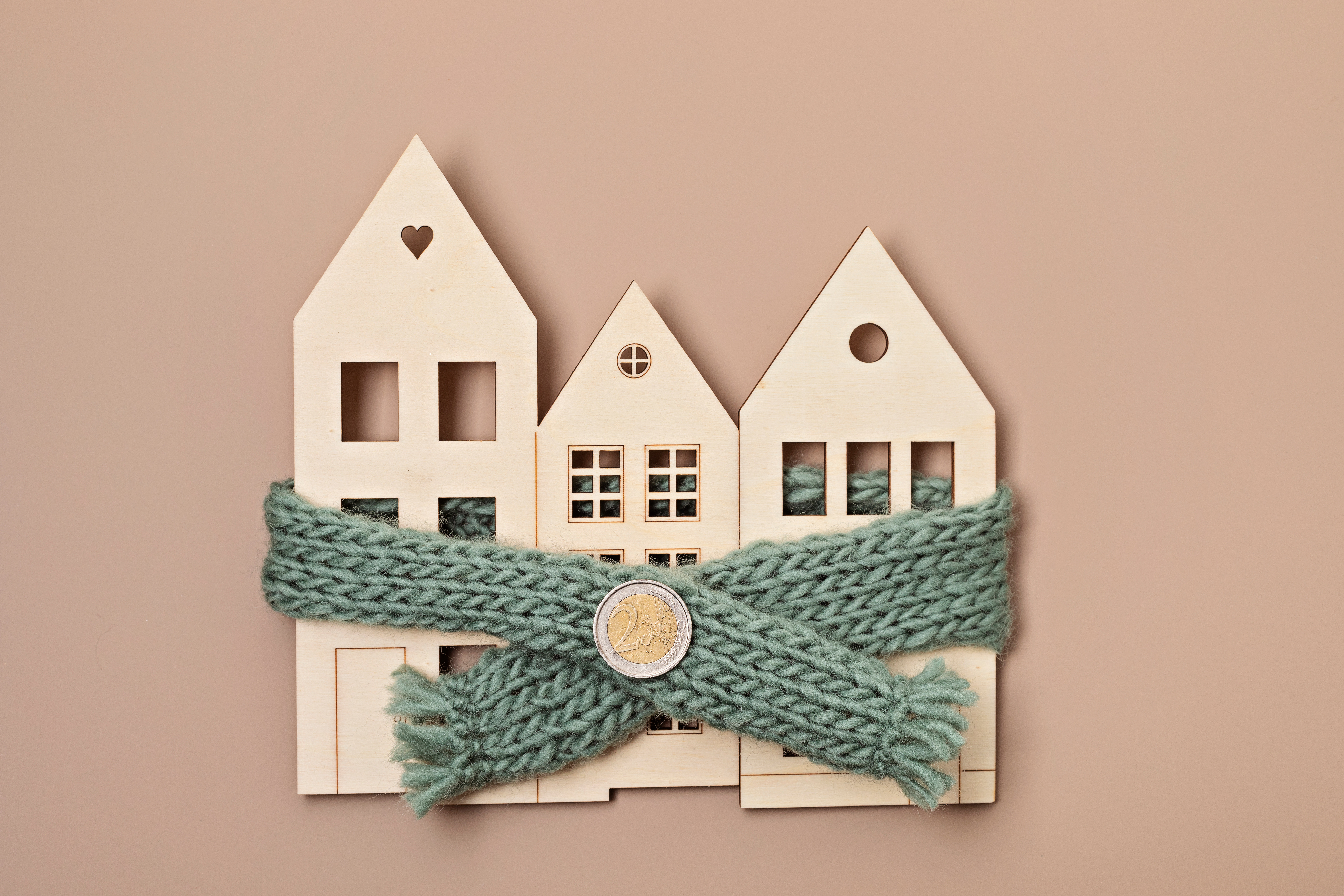 Représentation d'une maison confortable, chauffée et économique